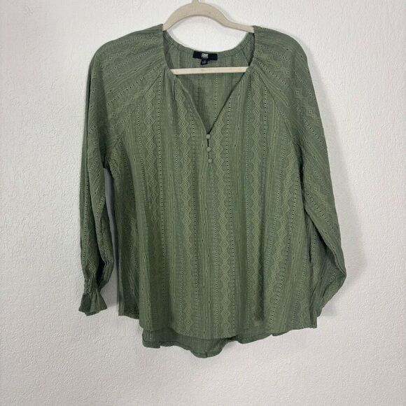 Frye Green Embroidered Patterned V Neck Long Sleeve Blouse Top Size Medium - Picture 1 of 6